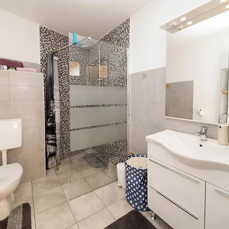 Villa Odiseja Tribalj (Primorsko-Goranska)