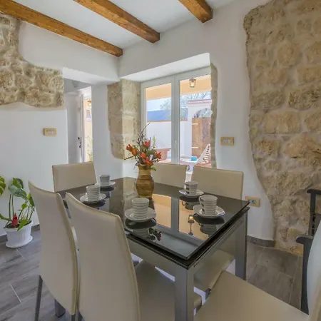 Villa Odiseja