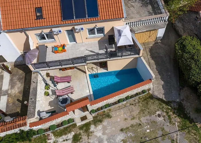 Villa Odiseja Tribalj (Primorsko-Goranska)