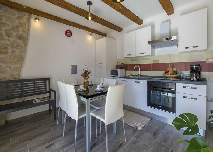 Odiseja Villa Tribalj (Primorsko-Goranska)