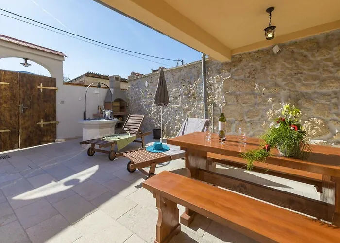 Villa Odiseja Tribalj (Primorsko-Goranska)